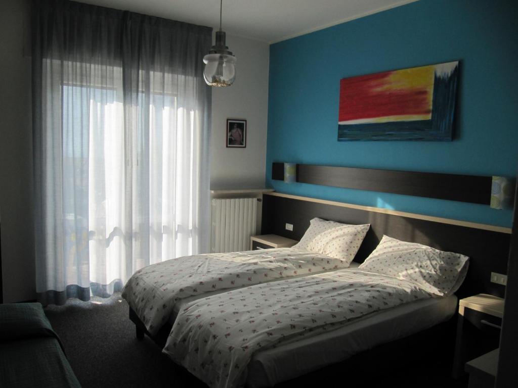 Hotel Carlo Brenzone sul Garda Pokój zdjęcie