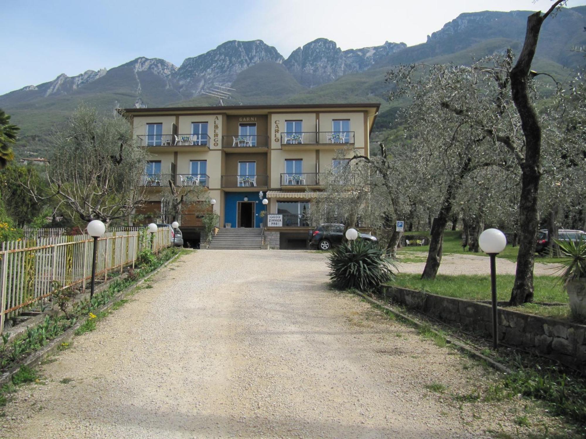 Hotel Carlo Brenzone sul Garda Zewnętrze zdjęcie